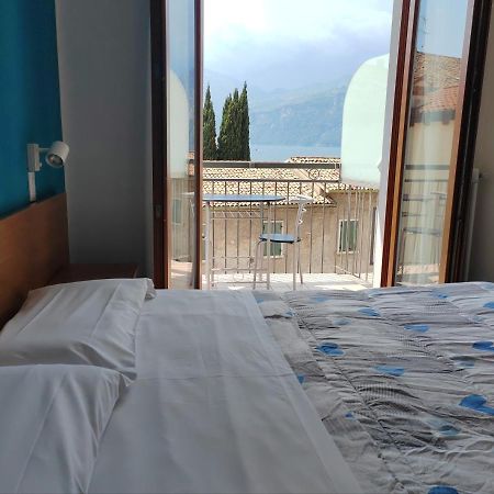 Hotel Luisa Brenzone sul Garda Eksteriør billede