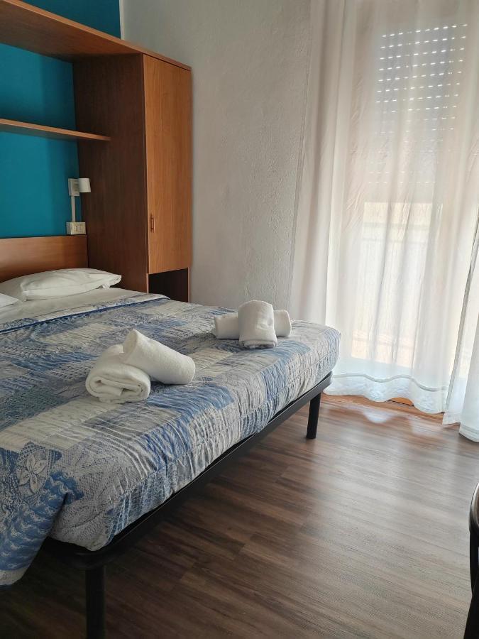 Hotel Luisa Brenzone sul Garda Eksteriør billede