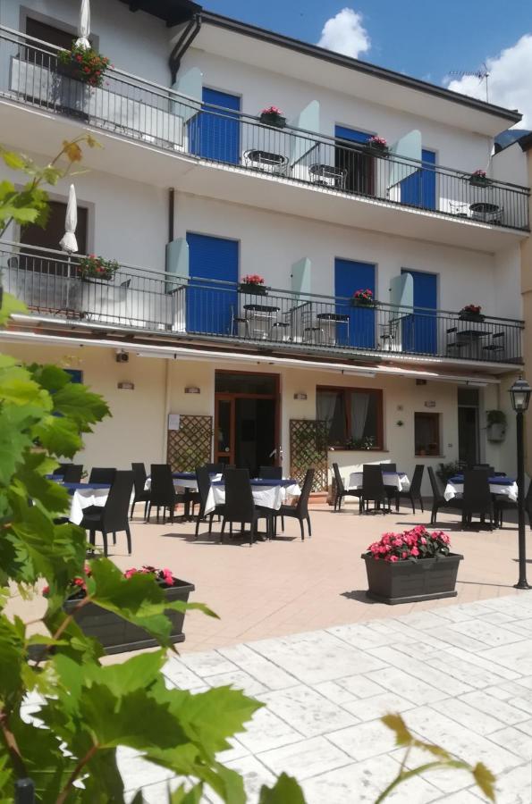 Hotel Luisa Brenzone sul Garda Eksteriør billede